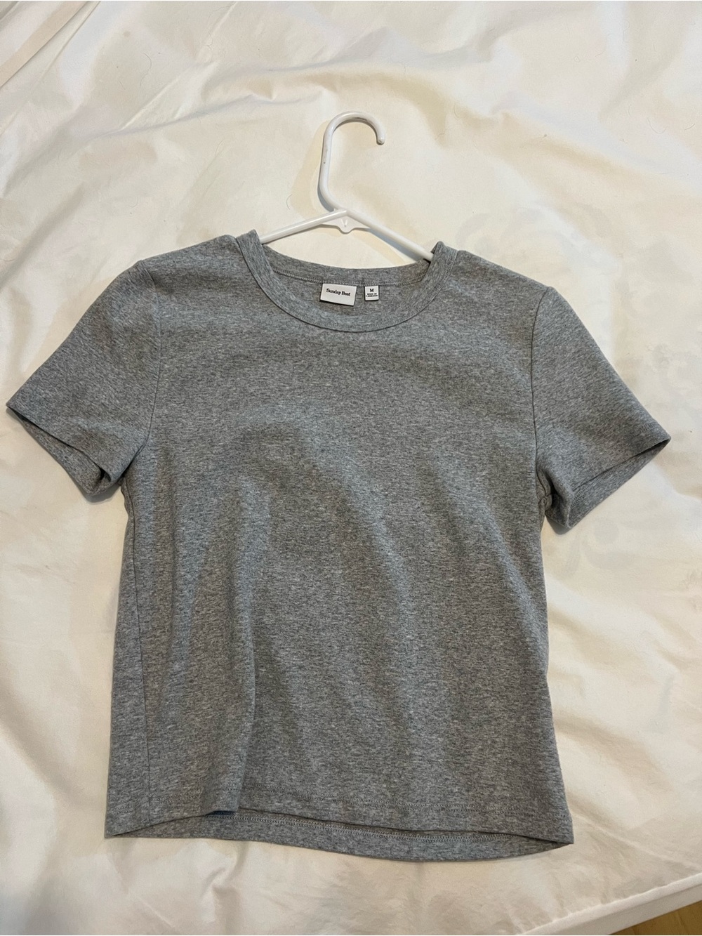 Aritzia Sunday best - BestHug™ Little Ribbed T-Shirt